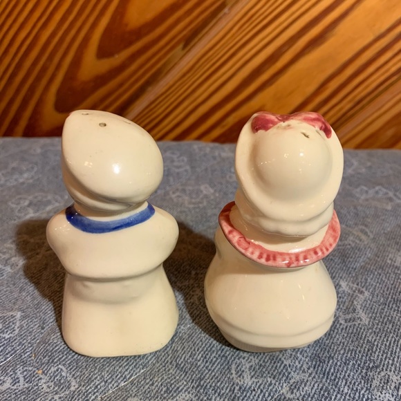 Shawnee Salt and Pepper Shakers - Picture 3 of 6